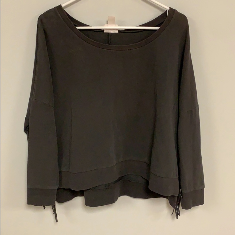 Cute Cropped Sweater NWOT